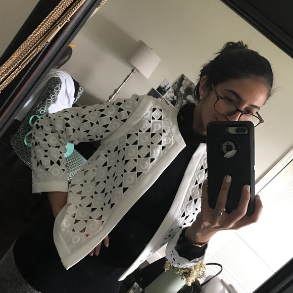 Patterned Tahari blazer - Picture 5 of 5